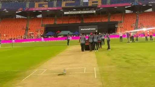 GT vs KKR Pitch Report