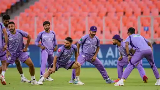 Kolkata Knight Riders team against GT