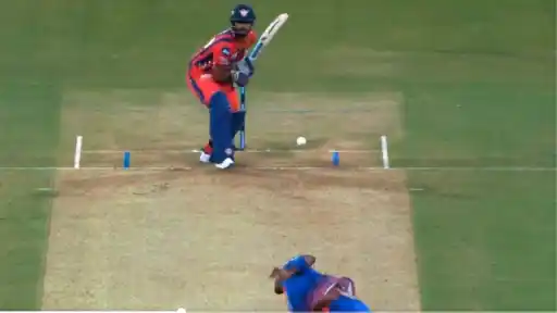 Watch: Lungi Ngidi outfoxes Nicholas Pooran in LSG vs DC IPL 2026 clash