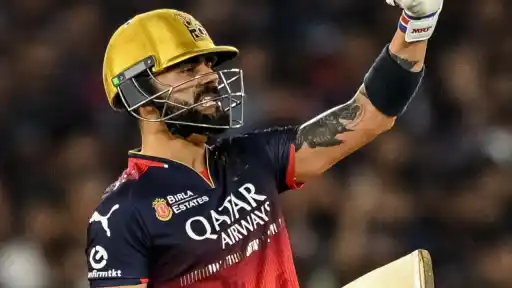 Virat Kohli flicks Trent Boult for second-ball six