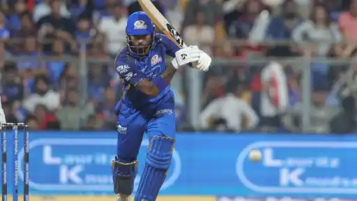 Jacob Duffy removes Hardik Pandya for 40