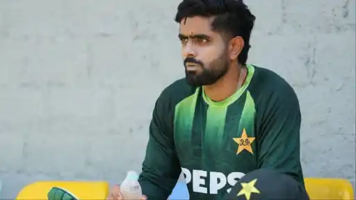 Pakistan star reacts to wrong treatment of Babar Azam