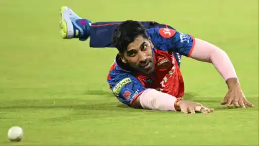 Shashank Singh drops simple catch of KL Rahul
