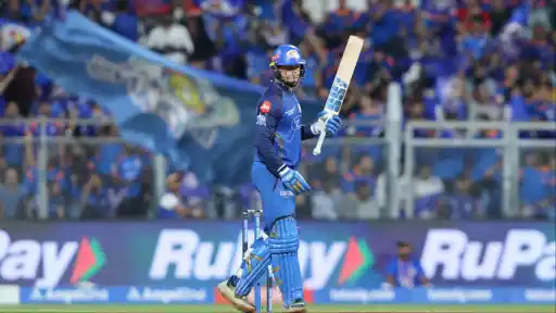 Ryan Rickelton brings up 44-ball century