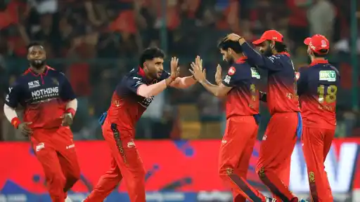 RCB thrash CSK