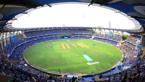 MI vs SRH Pitch Report Wankhede Stadium 