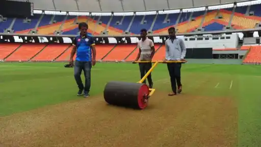 GT vs SRH Pitch Report- Narendra Modi Stdaium