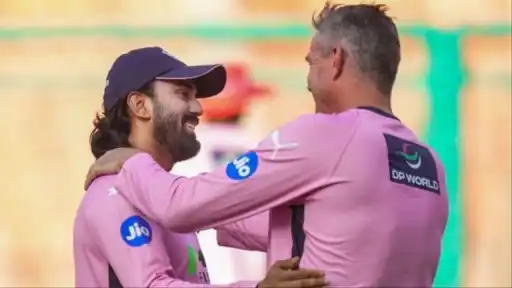 Kevin Pietersen continues banter with KL Rahul