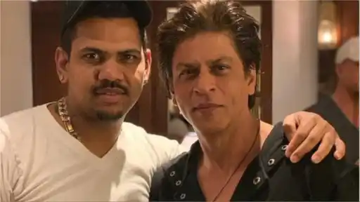Shah Rukh Khan reacts to Sunil Narine getting 200 IPL wickets