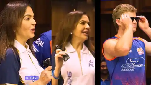 Ryan Rickelton receives special award from Nita Ambani 
