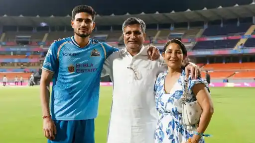 Shubman Gill with his parents