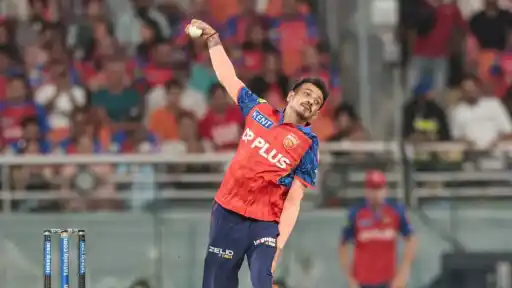 Most dot balls in IPL history — all-time top 5 bowlers list with Bhuvneshwar Kumar leading on 1,876 dot deliveries