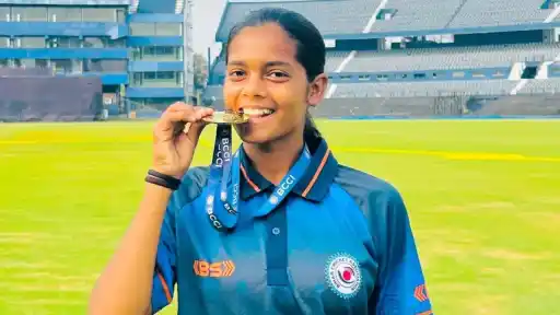 Akshara Gupta triple century