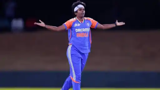 Arundhati Reddy bowling for India Women at Women's T20 World Cup 2026 — the MS Dhoni-inspired pacer