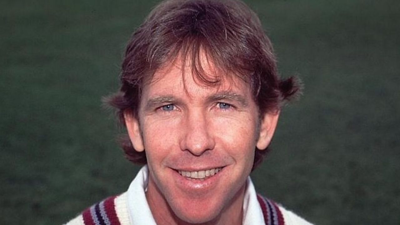 Dermot Reeve (England)