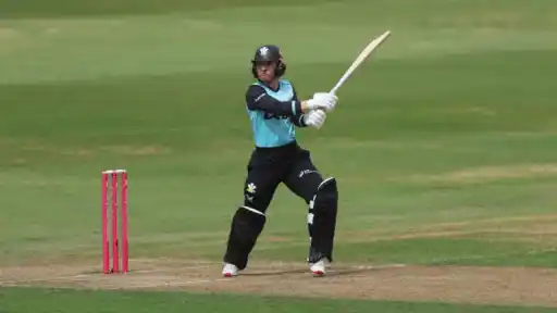 SUR-W vs WAR-W Match Prediction T20 Blast Women's 2026 Match 45 — SUR-W Favourites Expert Prediction & Toss Tip