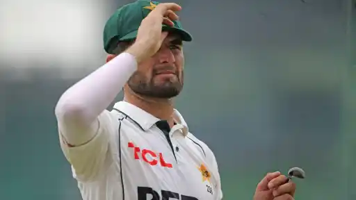 Shaheen Afridi left out of Pakistan test squad