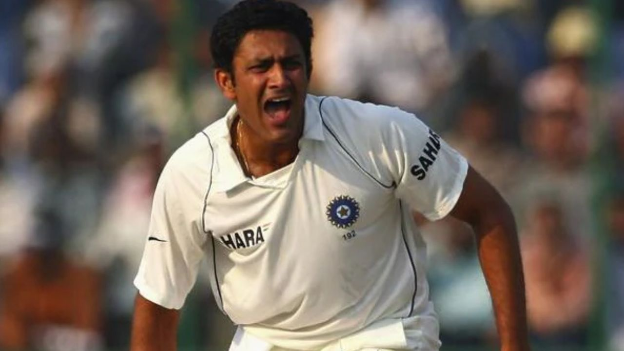4. Anil Kumble (India, 1,576 maidens)