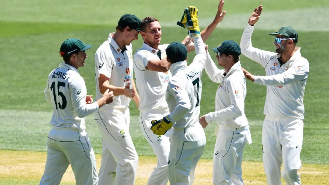 India – 36 vs Australia, 2020