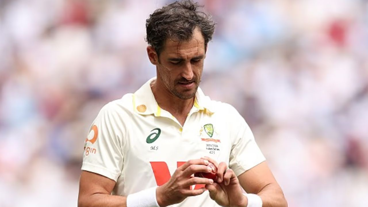 Mitchell Starc (Australia, 230 Wickets)