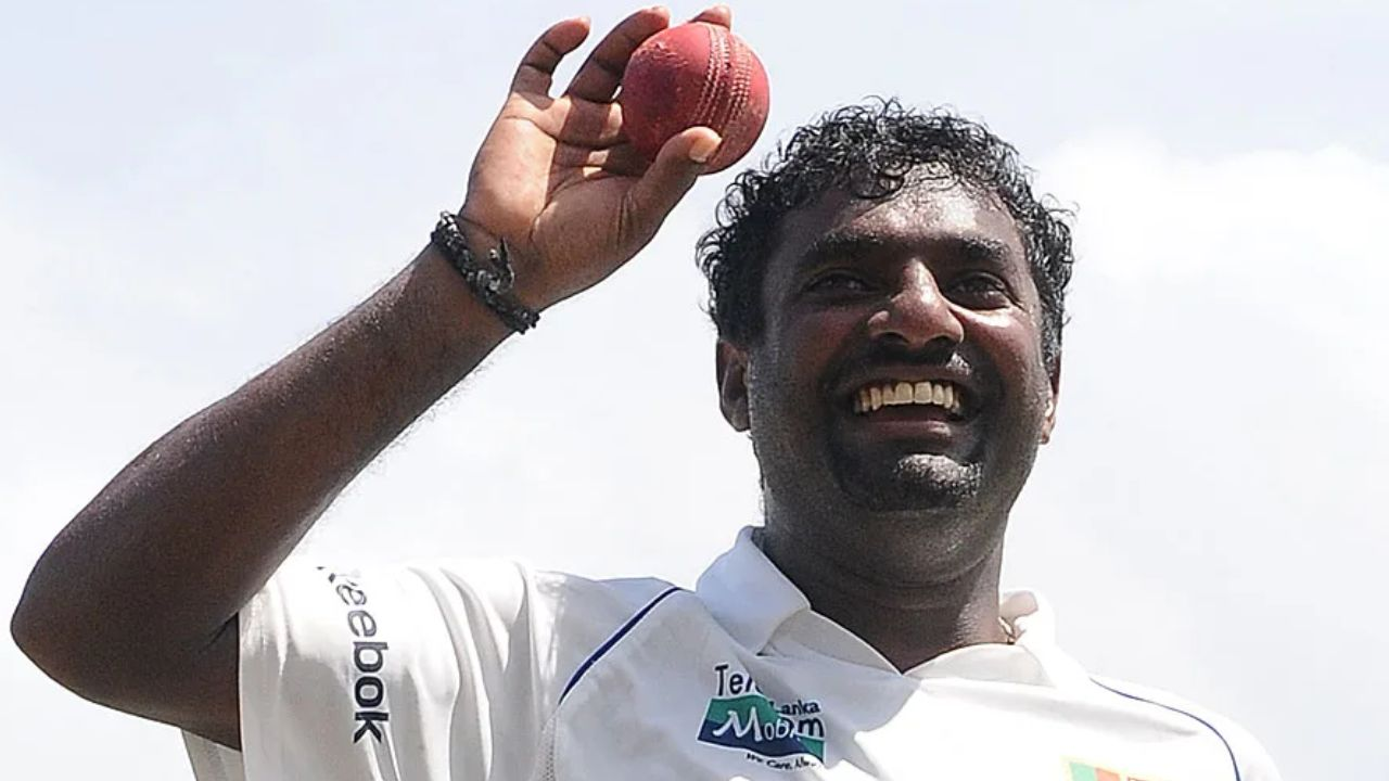 Muttiah Muralitharan (Sri Lanka, 1,794 maidens)