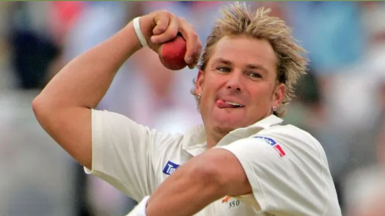 Shane Warne (Australia, 1,761 maidens)
