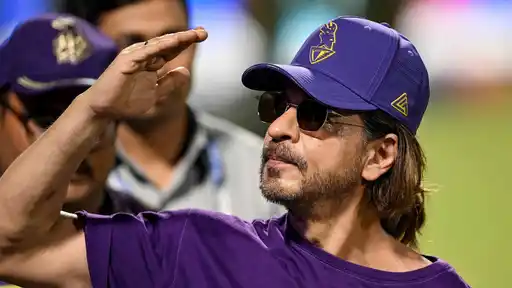 Collected Image: Sahrukh Khan