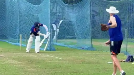 KL Rahul practices against spin bowling