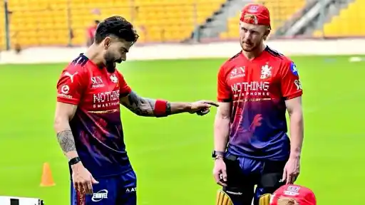 Virat Kohli-Jordan Cox