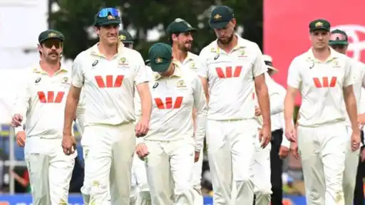 Australia players walking off the field ahead of the second Test against Bangladesh