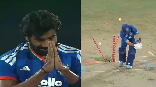 Jasprit Bumrah celebrates after bowling Darwish Rasooli with a yorker in IND vs AFG 3rd T20I