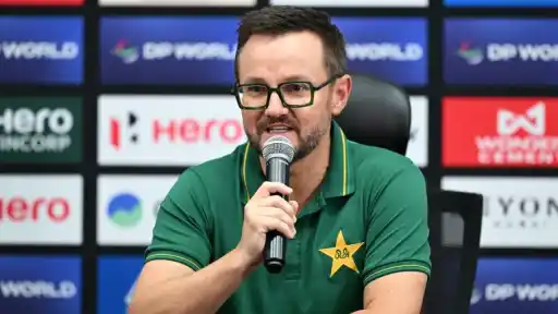 Mike Hesson Pakistan coach