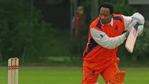 Oldest debut in international cricket