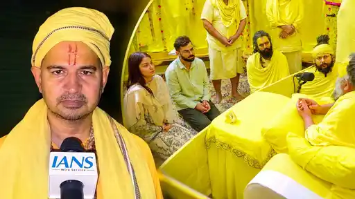 Dinesh Falhari speaking in a video about Virat Kohli's visit to Premanand Maharaj's ashram