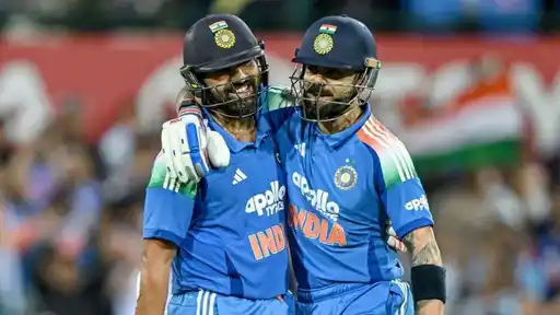 Virat Kohli and Rohit Sharma in Team India colours ahead of their next match
